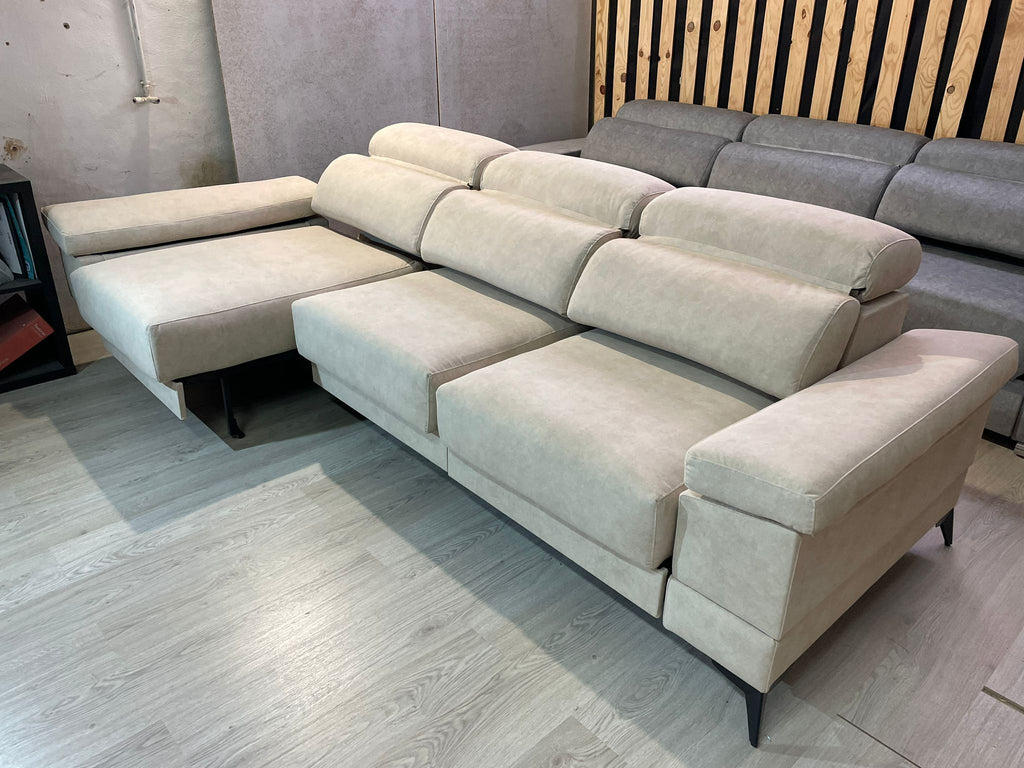 Sofá 3 asientos útil como cama  - Plaza