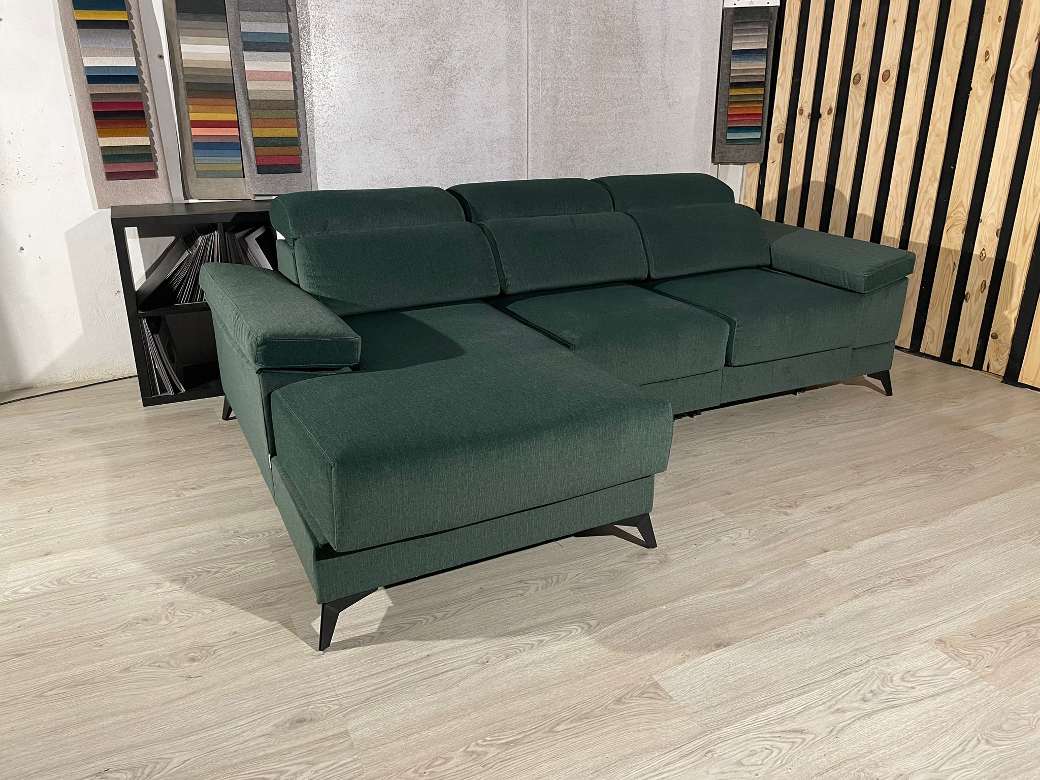 Sofá chaise longue deslizante útil como cama – Barny