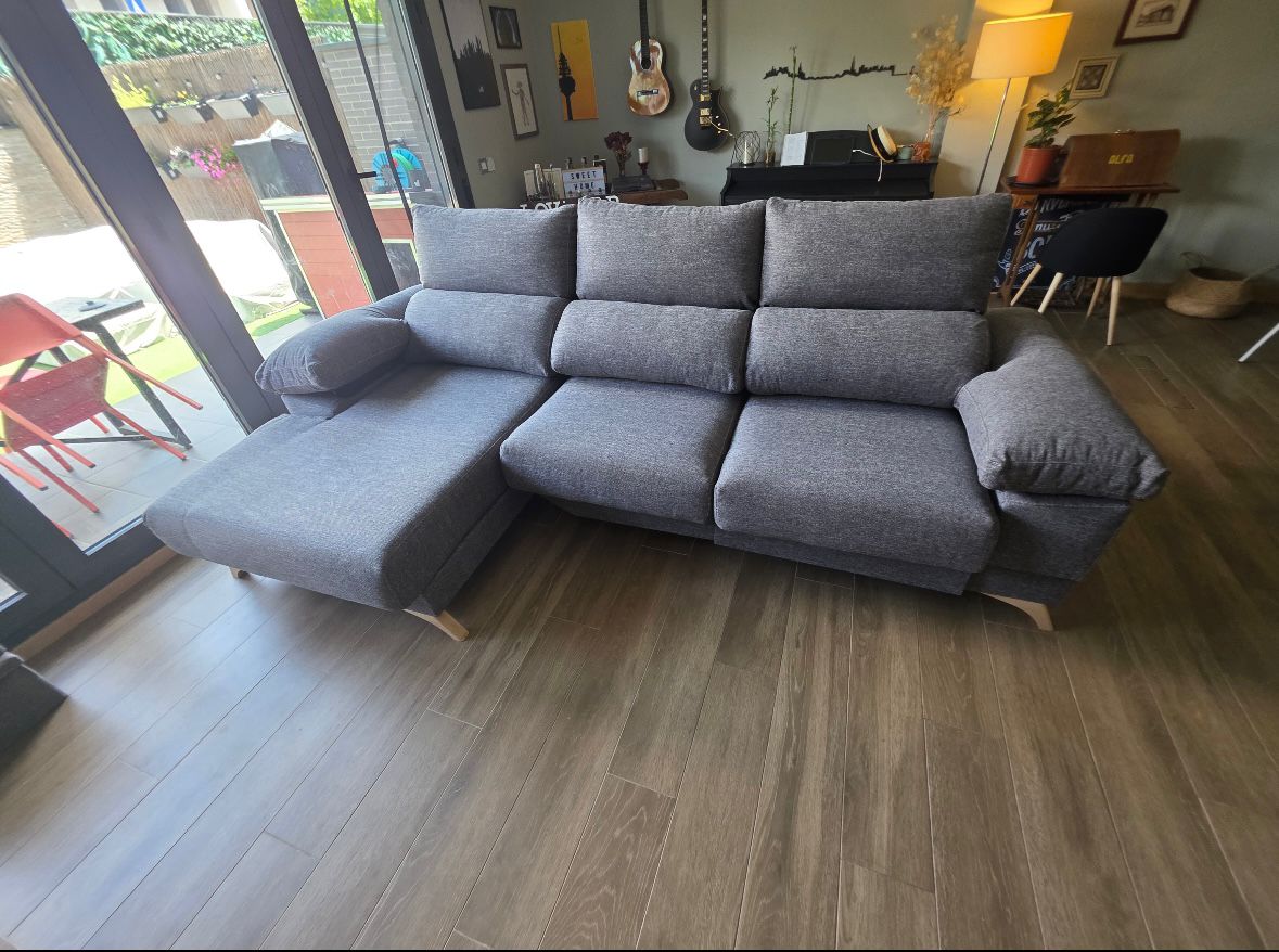 Sofá chaise longue deslizante útil como cama – Maica